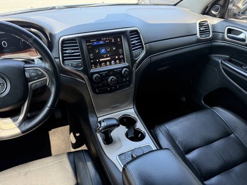 Used 2015 Jeep Grand Cherokee Limited AWD/4WD image 19