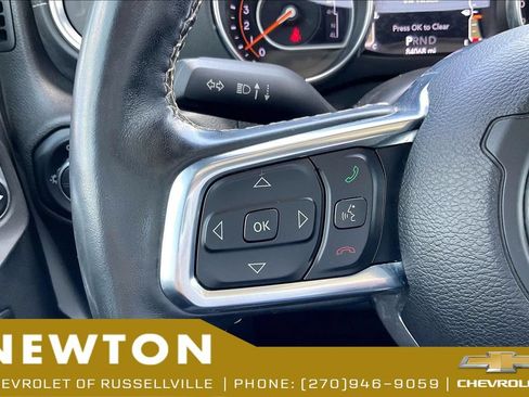 Used 2020 Jeep Gladiator Overland AWD/4WD image 19