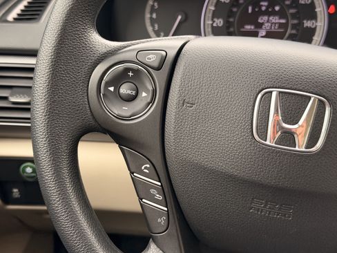 Used 2013 Honda Accord LX image 24