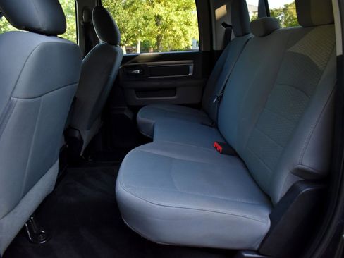 Used 2016 RAM 1500 Outdoorsman image 32