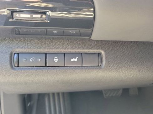 New 2026 Nissan Pathfinder SV AWD/4WD image 14