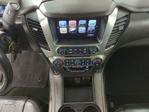 Used 2018 Chevrolet Tahoe LT w/ RST Edition image 14