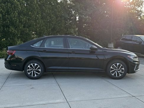 New 2025 Volkswagen Jetta S image 6