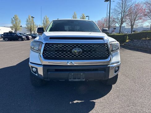 Used 2018 Toyota Tundra SR5 image 2