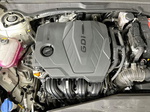 Used 2025 Hyundai Sonata SEL FWD image 31