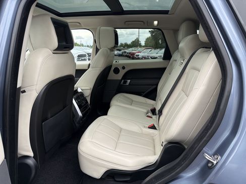 Used 2019 Land Rover Range Rover Sport HSE AWD/4WD image 11