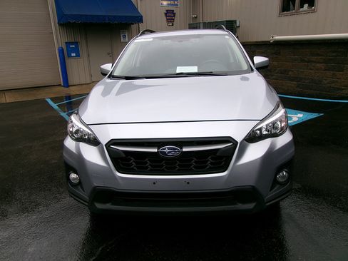 Used 2018 Subaru Crosstrek 2.0i Premium w/ Eyesight System AWD/4WD image 2
