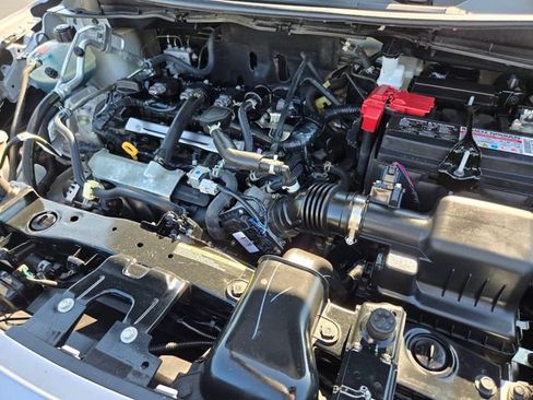 Used 2024 Nissan Versa SV FWD image 22