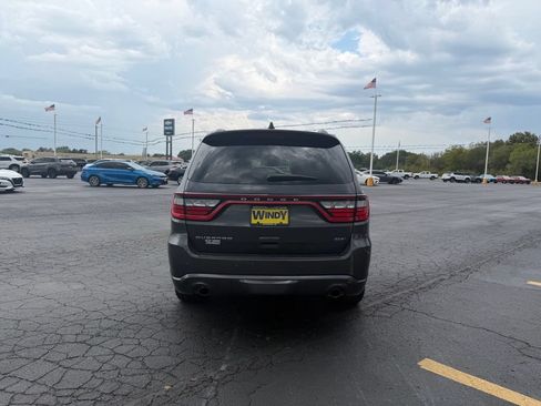 Used 2024 Dodge Durango GT RWD image 4