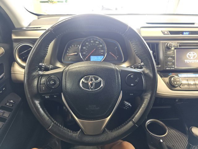 Used 2013 Toyota RAV4 Limited AWD/4WD image 16