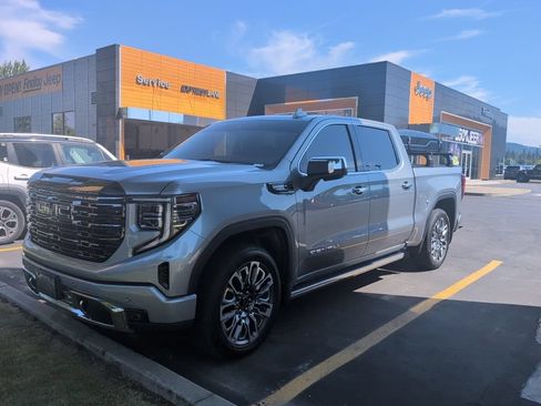 Used 2025 GMC Sierra 1500 Denali Ultimate AWD/4WD image 1