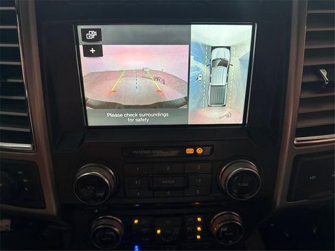 Used 2017 Ford F350 Platinum w/ Platinum Ultimate Package image 40