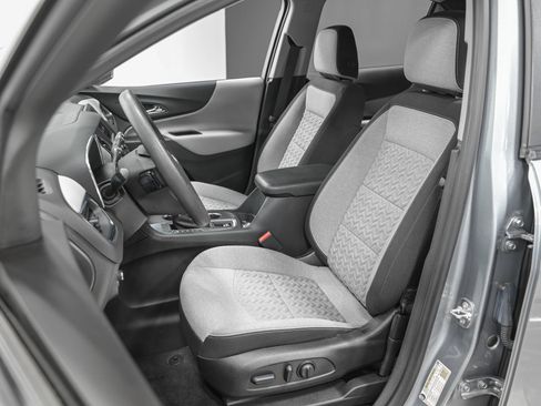 Used 2024 Chevrolet Equinox LS w/ LS Convenience Package FWD image 16