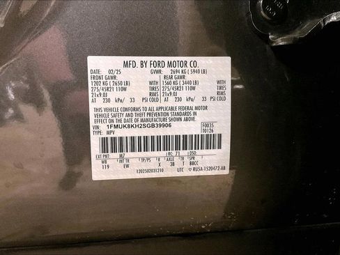 Certified 2025 Ford Explorer ST-Line w/ ST-Line Street Pack image 30