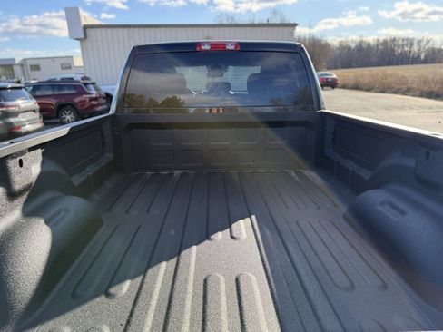 New 2026 RAM 3500 Big Horn AWD/4WD image 7