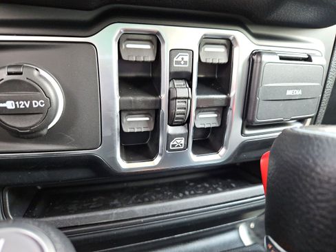 New 2024 Jeep Wrangler Sport S image 99