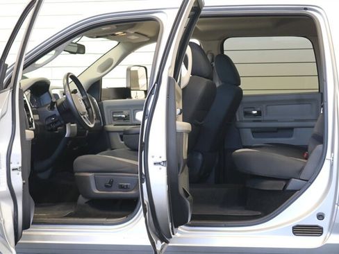 Used 2012 RAM 3500 Big Horn AWD/4WD image 46