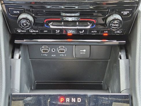 New 2025 Jeep Grand Cherokee Laredo X image 19