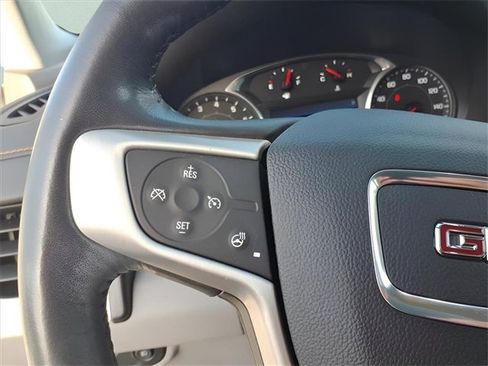 Used 2019 GMC Terrain SLT w/ Preferred Package image 15