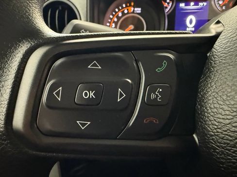 Used 2025 Jeep Gladiator Sport AWD/4WD image 33