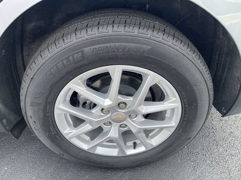 Used 2024 Chevrolet Equinox LS w/ LS Convenience Package FWD image 14