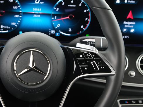 Used 2023 Mercedes-Benz E 350 4MATIC Sedan image 8