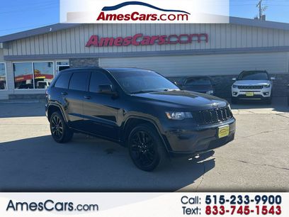 Used 2017 Jeep Grand Cherokee Altitude