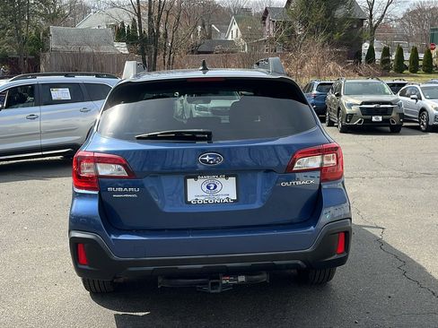 Used 2019 Subaru Outback 2.5i Premium AWD/4WD image 6