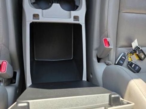 Used 2014 Honda Odyssey EX-L image 28