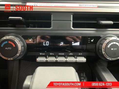 New 2026 Toyota Tacoma TRD Off-Road AWD/4WD image 15
