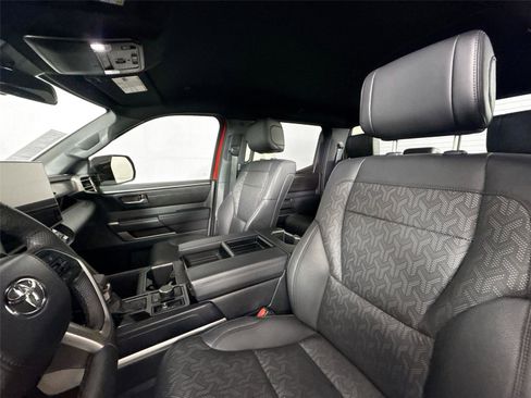 Used 2025 Toyota Tundra SR5 w/ SR5 Premium Package AWD/4WD image 3