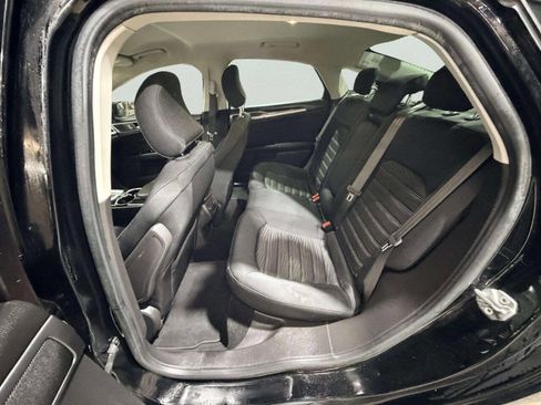 Used 2016 Ford Fusion SE image 20