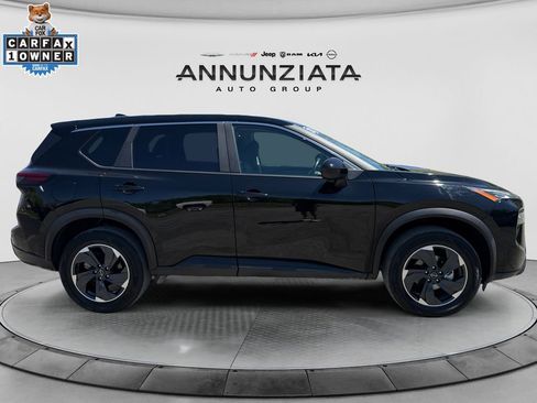 Certified 2025 Nissan Rogue SV AWD/4WD image 6