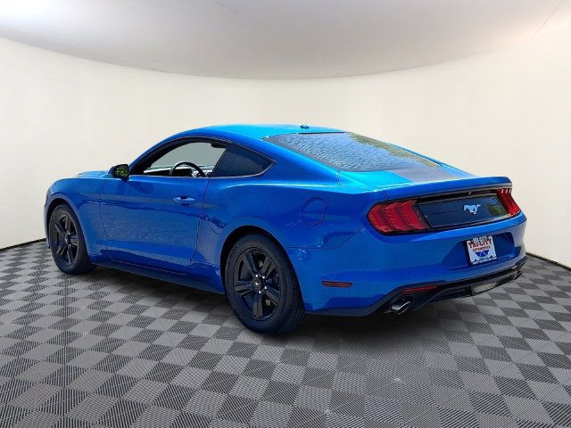 Used 2019 Ford Mustang Coupe RWD image 4