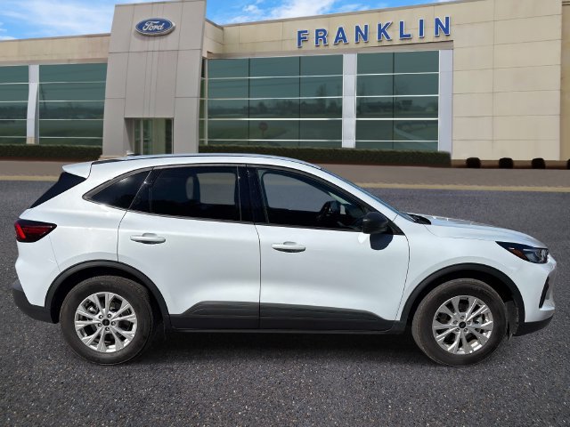 Used 2025 Ford Escape Active w/ Tech Pack #1 FWD image 8
