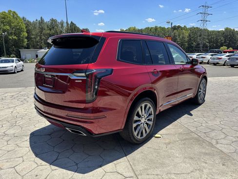 Used 2020 Cadillac XT6 Sport w/ Platinum Package AWD/4WD image 16