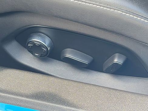 Used 2023 Chevrolet Corvette Z06 w/ Z07 Performance Package RWD image 14