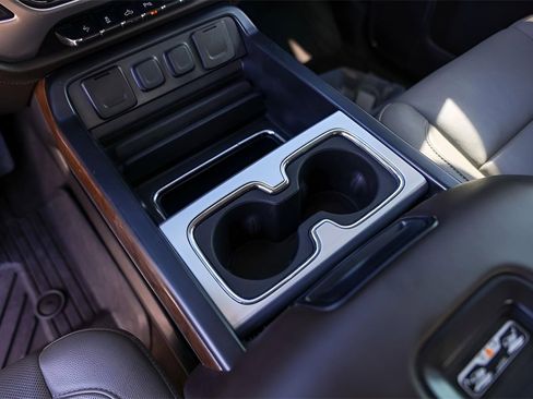 Used 2018 GMC Sierra 2500 SLT w/ Duramax Plus Package image 24