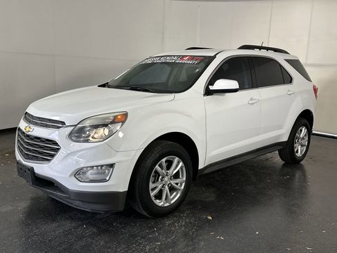 Used 2017 Chevrolet Equinox LT w/ Convenience Package image 6