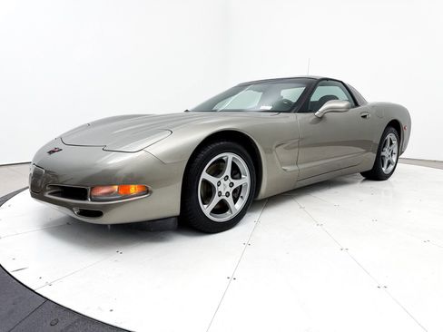 Used 2000 Chevrolet Corvette Coupe w/ Lighting Pkg image 13