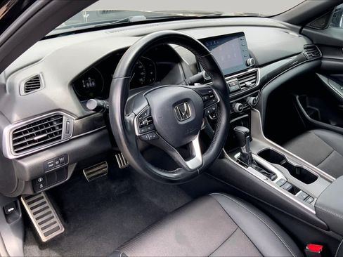 Used 2022 Honda Accord Sport image 18