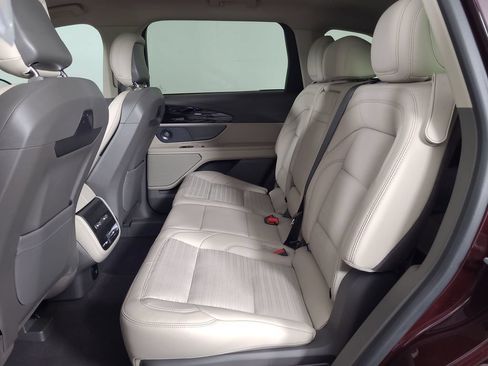 Used 2025 Lincoln Nautilus Reserve AWD/4WD image 20