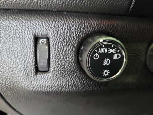 Used 2017 Chevrolet Colorado LT w/ LT Convenience Package image 44