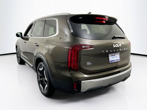 Used 2023 Kia Telluride S w/ S Sunroof Package AWD/4WD image 7