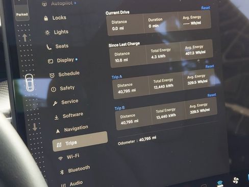 Used 2023 Tesla Model S Plaid image 13