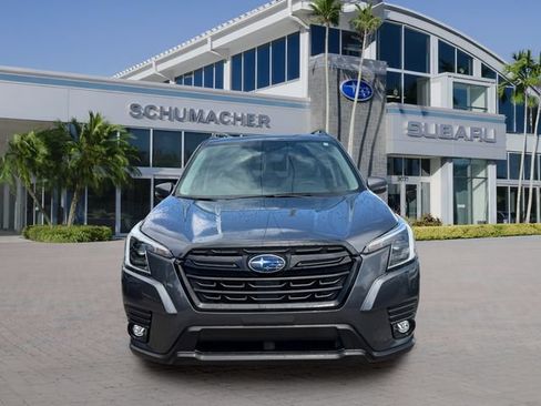 Used 2024 Subaru Forester Limited AWD/4WD image 2