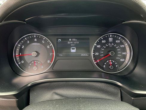 Used 2023 Kia Forte LXS image 20