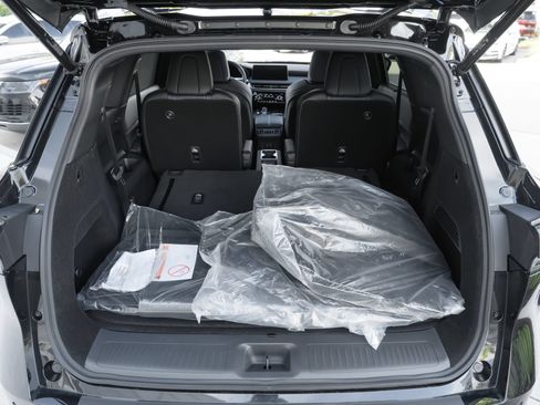Certified 2026 INFINITI QX60 Sport w/ Dark Cargo Package AWD/4WD image 38