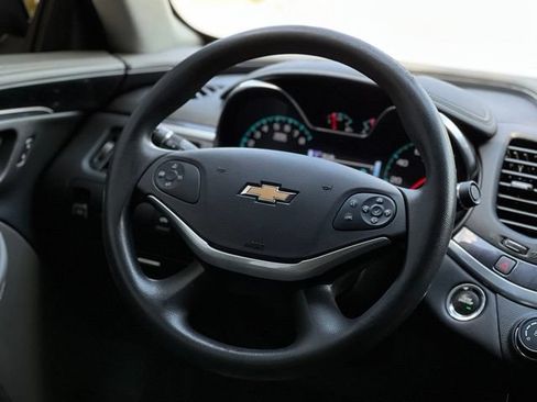 Used 2019 Chevrolet Impala LS FWD image 29