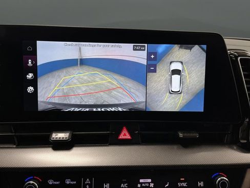 Used 2025 Kia Sportage SX image 11